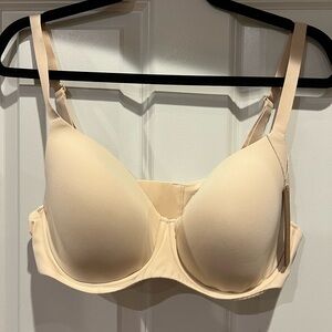 SKIMS Fits Everybody full coverage bra 38C- NWT